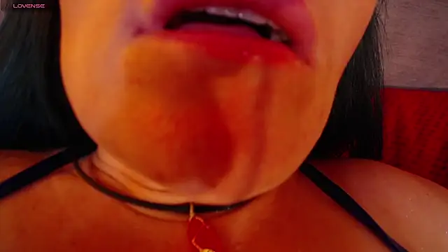 alicia moom online show from January 6, 2026, 8:18 am