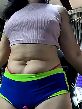 KikiXRed online show from July 29, 2026, 7:51 am