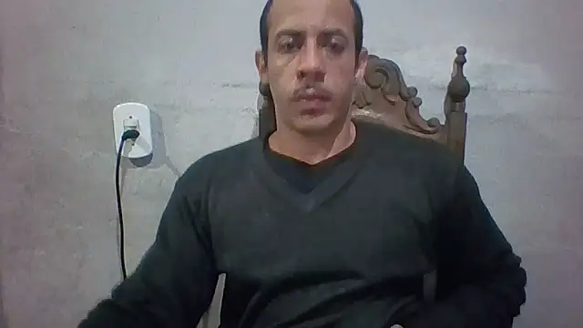 Snapshot of MachoScorpionCaralho chatting on June 8, 2026, 10:43 pm MachoScorpionCaralho online show from June 8, 2026, 10:43 pm