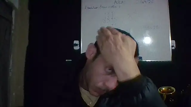 Snapshot of MachoScorpionCaralho chatting on June 16, 2026, 9:48 pm MachoScorpionCaralho online show from June 16, 2026, 9:48 pm