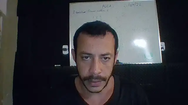 Snapshot of MachoScorpionCaralho chatting on July 27, 2026, 11:39 am MachoScorpionCaralho online show from July 27, 2026, 11:39 am