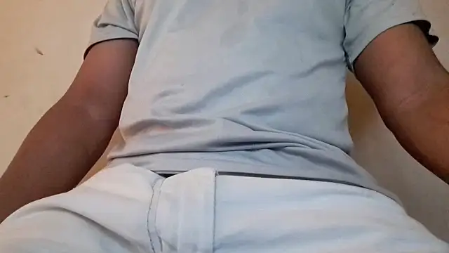 Snapshot of royblackbigpvt chatting on November 8, 2025, 6:22 pm royblackbigpvt online show from November 8, 2025, 6:22 pm