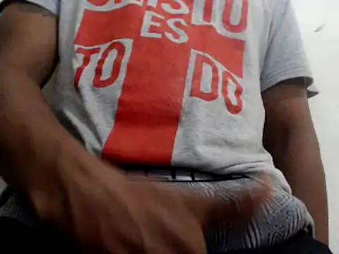 Snapshot of royblackbigpvt chatting on March 18, 2025, 9:43 pm royblackbigpvt online show from March 18, 2025, 9:43 pm