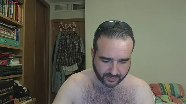 Snapshot of curiosillo83 chatting on October 7, 2025, 2:29 pm curiosillo83 online show from October 7, 2025, 2:29 pm