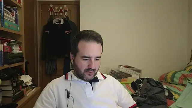 curiosillo83 online show from May 30, 2026, 4:52 am