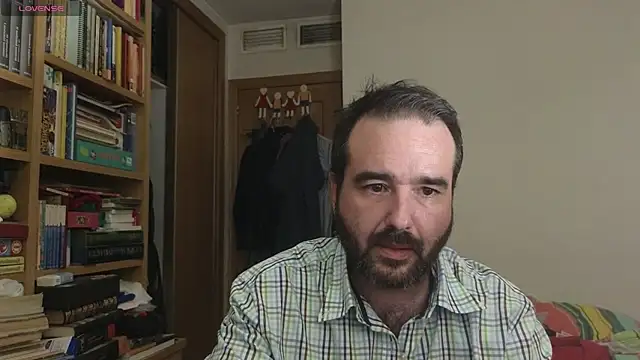 Snapshot of curiosillo83 chatting on September 26, 2025, 4:47 pm curiosillo83 online show from September 26, 2025, 4:47 pm