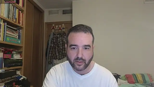 Snapshot of curiosillo83 chatting on October 5, 2025, 4:53 pm curiosillo83 online show from October 5, 2025, 4:53 pm