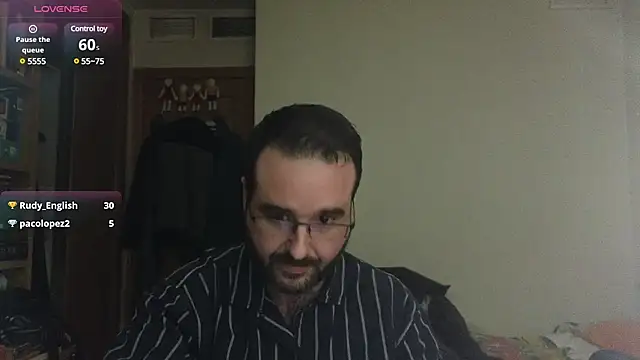 Snapshot of curiosillo83 chatting on March 19, 2025, 8:45 am curiosillo83 online show from March 19, 2025, 8:45 am