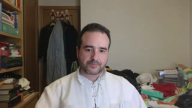 curiosillo83 online show from May 24, 2026, 1:55 pm