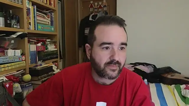 curiosillo83 online show from April 7, 2026, 9:11 am