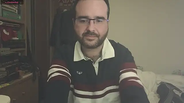 Snapshot of curiosillo83 chatting on March 12, 2025, 9:24 pm curiosillo83 online show from March 12, 2025, 9:24 pm
