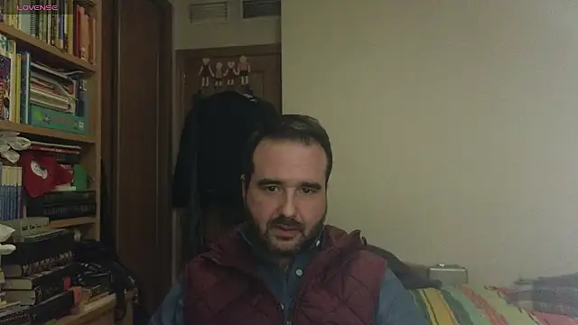 Snapshot of curiosillo83 chatting on March 13, 2025, 6:23 pm curiosillo83 online show from March 13, 2025, 6:23 pm