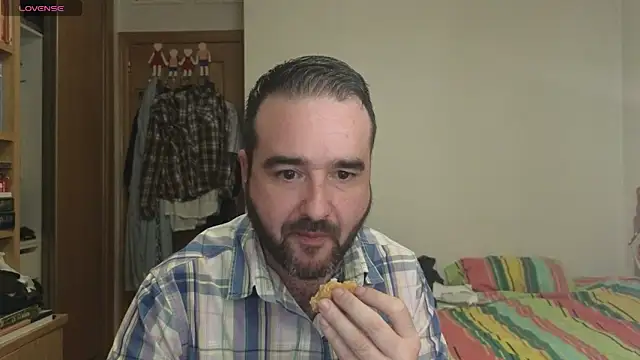 Snapshot of curiosillo83 chatting on October 8, 2025, 9:59 pm curiosillo83 online show from October 8, 2025, 9:59 pm