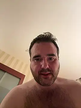 Snapshot of curiosillo83 chatting on March 7, 2025, 5:18 am curiosillo83 online show from March 7, 2025, 5:18 am