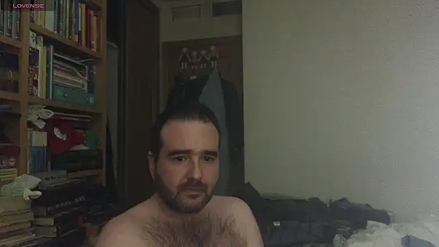 Snapshot of curiosillo83 chatting on March 9, 2025, 10:41 am curiosillo83 online show from March 9, 2025, 10:41 am