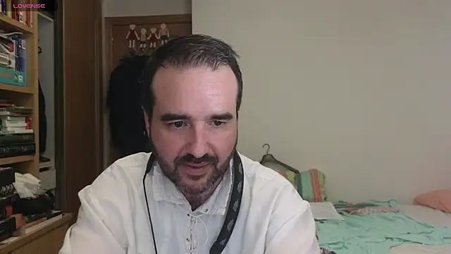 Snapshot of curiosillo83 chatting on September 16, 2025, 12:44 am curiosillo83 online show from September 16, 2025, 12:44 am