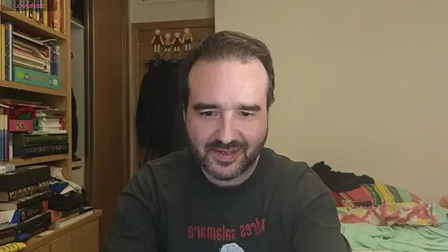 Snapshot of curiosillo83 chatting on September 29, 2025, 4:34 pm curiosillo83 online show from September 29, 2025, 4:34 pm