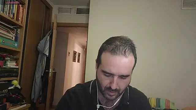 Snapshot of curiosillo83 chatting on September 12, 2025, 4:18 pm curiosillo83 online show from September 12, 2025, 4:18 pm