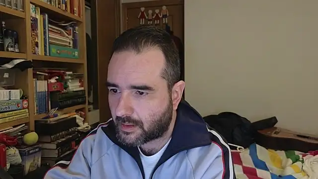 curiosillo83 online show from April 5, 2026, 12:45 pm