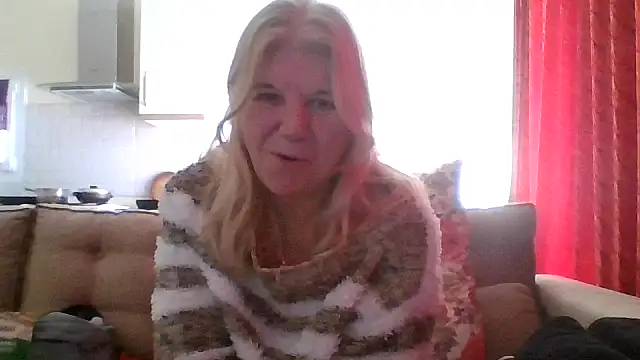 TrustfulVampire1 online show from February 25, 2026, 1:22 pm