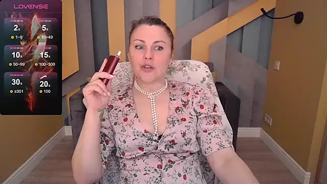Snapshot of Candy_Long chatting on April 18, 2026, 5:32 am Candy Long online show from April 18, 2026, 5:32 am