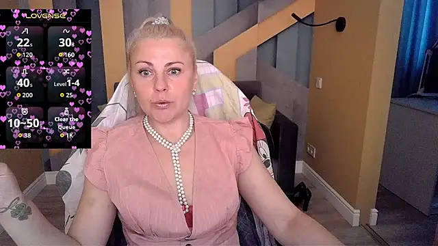 Candy Long online show from July 15, 2026, 5:36 am