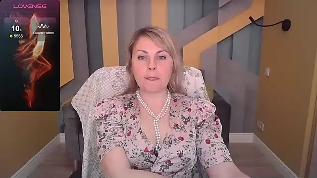 Snapshot of Candy_Long chatting on April 21, 2026, 2:14 am Candy Long online show from April 21, 2026, 2:14 am