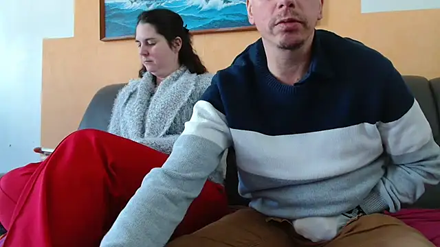 Snapshot of neennees chatting on February 16, 2025, 12:32 pm neennees online show from February 16, 2025, 12:32 pm