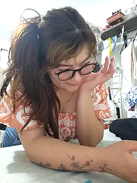 Sakura 0505 online show from November 2, 2025, 7:41 pm