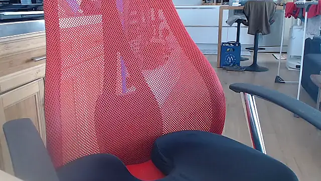 Lisa Sack online show from September 12, 2025, 9:53 am