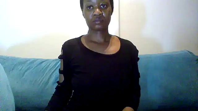 Snapshot of Hardnipples8 chatting on April 13, 2026, 11:42 pm Hardnipples8 online show from April 13, 2026, 11:42 pm