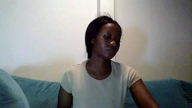 Snapshot of Hardnipples8 chatting on April 7, 2026, 11:23 am Hardnipples8 online show from April 7, 2026, 11:23 am