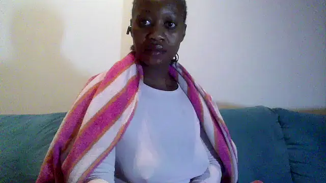 Snapshot of Hardnipples8 chatting on June 2, 2026, 11:05 pm Hardnipples8 online show from June 2, 2026, 11:05 pm