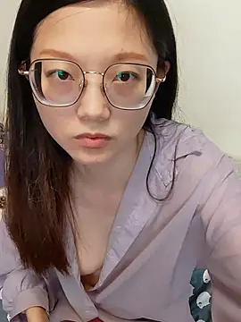 Lu Nana online show from March 11, 2025, 6:30 am