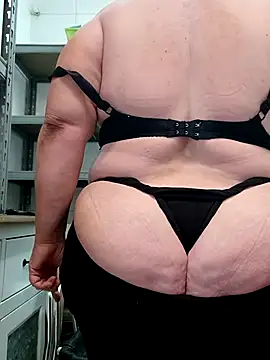 eroticjessitop online show from July 17, 2026, 4:04 pm
