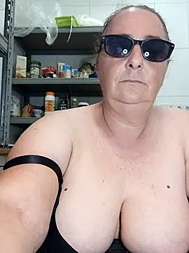 eroticjessitop online show from June 27, 2026, 4:46 pm