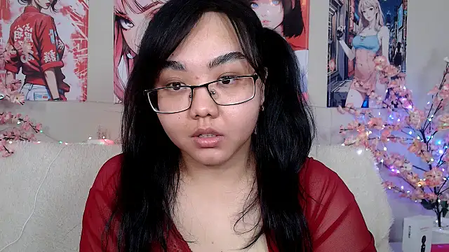 Snapshot of Moertomlly chatting on February 19, 2026, 5:48 am Moertomlly online show from February 19, 2026, 5:48 am