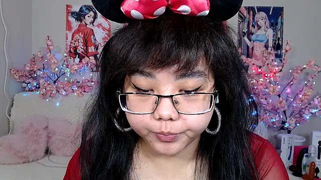 Moertomlly online show from April 6, 2026, 4:46 am