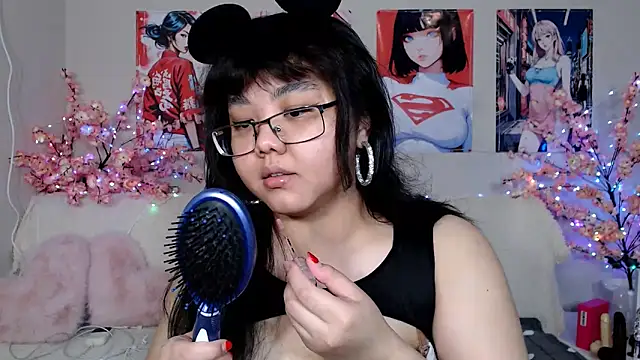 Snapshot of Moertomlly chatting on March 3, 2026, 3:57 am Moertomlly online show from March 3, 2026, 3:57 am