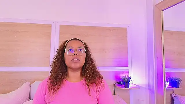  nickypurple  online show from May 6, 2026, 6:34 pm