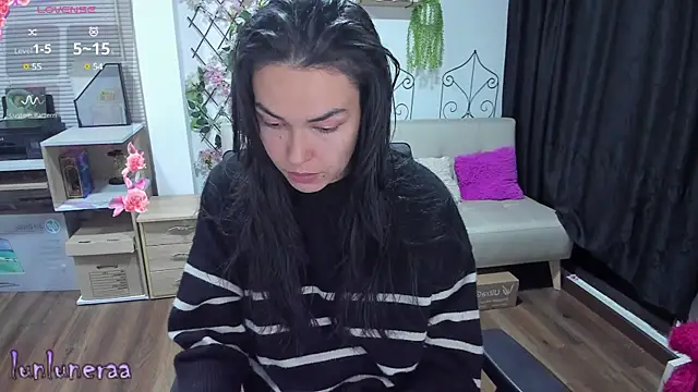 Snapshot of Lunlunera chatting on March 17, 2025, 1:03 am Lunlunera online show from March 17, 2025, 1:03 am