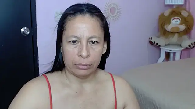 Snapshot of mature_martina chatting on October 4, 2025, 7:48 pm mature martina online show from October 4, 2025, 7:48 pm