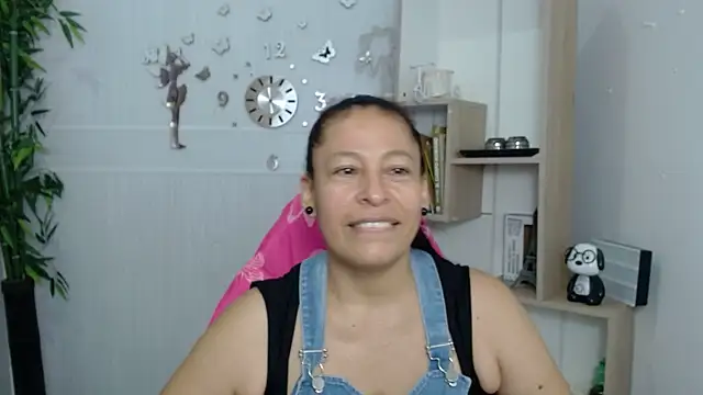 mature martina online show from July 8, 2026, 8:53 pm