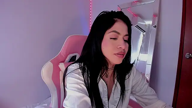 JESYSOZ23  online show from April 24, 2026, 7:38 pm