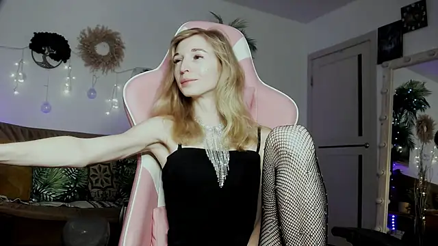 Snapshot of ivankai_ chatting on March 22, 2025, 2:16 am ivankai online show from March 22, 2025, 2:16 am