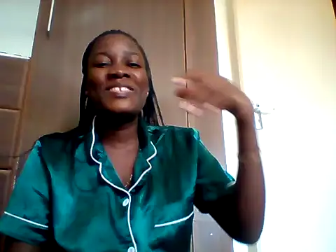 Snapshot of Alessandrajenna chatting on April 1, 2026, 11:55 am Alessandrajenna online show from April 1, 2026, 11:55 am