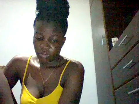 Snapshot of Alessandrajenna chatting on March 31, 2026, 2:46 am Alessandrajenna online show from March 31, 2026, 2:46 am