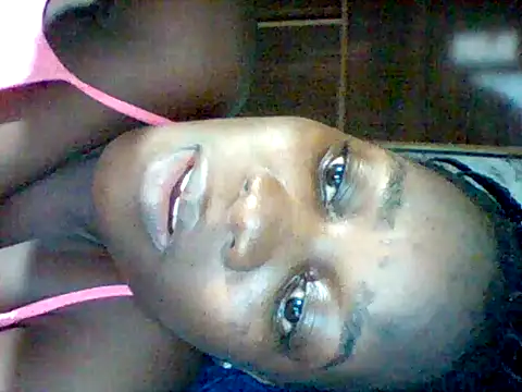 Snapshot of Alessandrajenna chatting on April 13, 2026, 5:28 pm Alessandrajenna online show from April 13, 2026, 5:28 pm