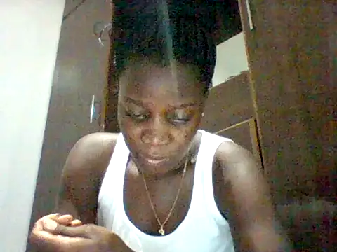 Snapshot of Alessandrajenna chatting on April 5, 2026, 2:51 am Alessandrajenna online show from April 5, 2026, 2:51 am