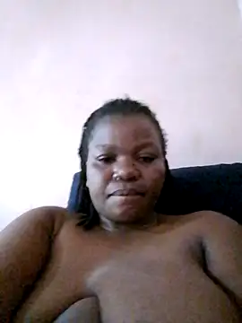 pretty-donna online show from October 22, 2025, 5:29 am